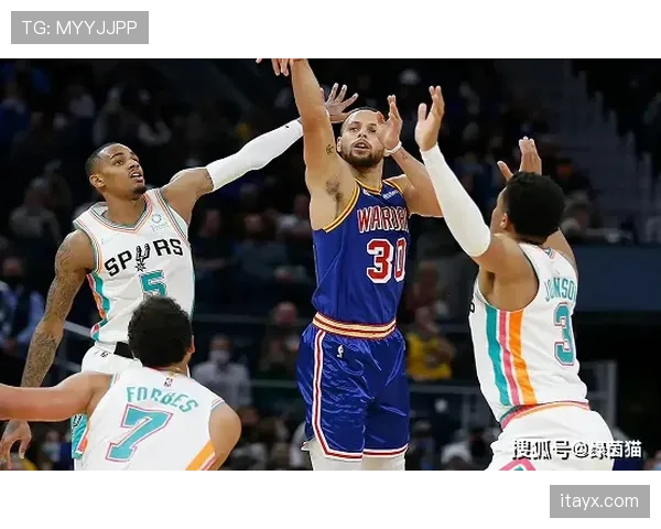 流浪者近期赛程频遇强敌,中场组织能力偏弱,主场战绩呈现下滑趋势。 流浪者近期赛程频遇强敌,中场组织能力偏弱,主场战绩呈现下滑趋势。